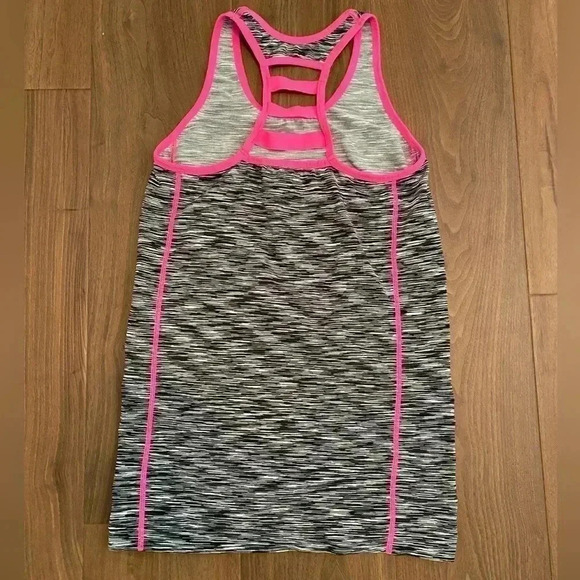 Maternity Feathers workout racer back tank top size small - Picture 2 of 3
